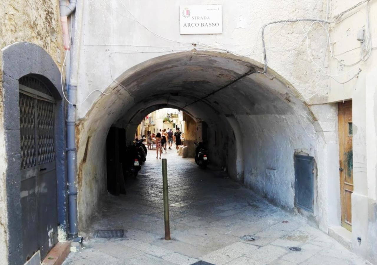 Corte Barone Bari Exteriör bild